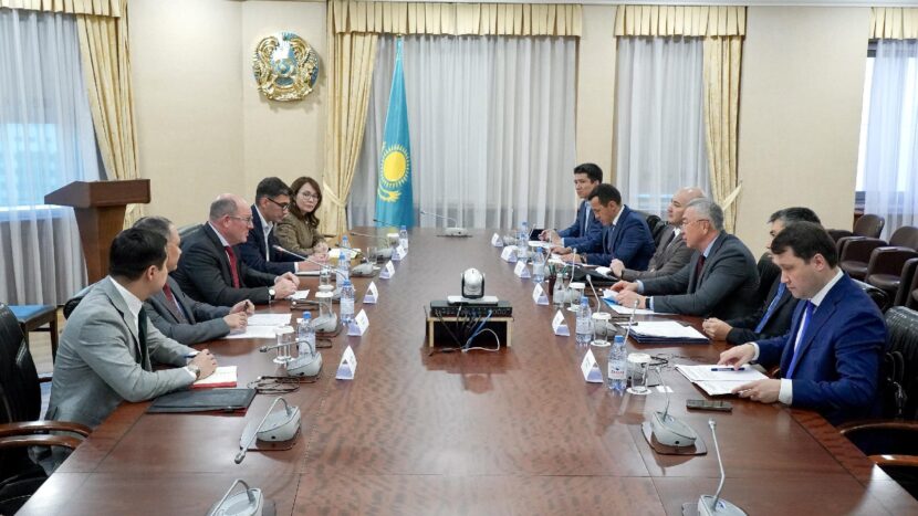 AmCham and Government Align on Phased Approach to Track & Trace