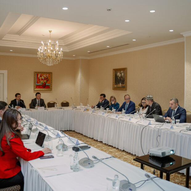 Presidential Advisor Alexey Tsoy Meets with AmCham Healthcare Companies